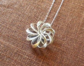 Rosette - Sterling Silver Pendant Made Using 3D Printing - MADE-TO-ORDER/3D Printed Pendant