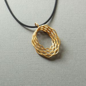 Mobius Mesh - 3D Printed Pendant in Gold Plated Steel | 3D Printed Jewelry