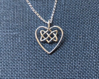 Celtic Love Knot - Sterling Silver Pendant Made with 3D Printing