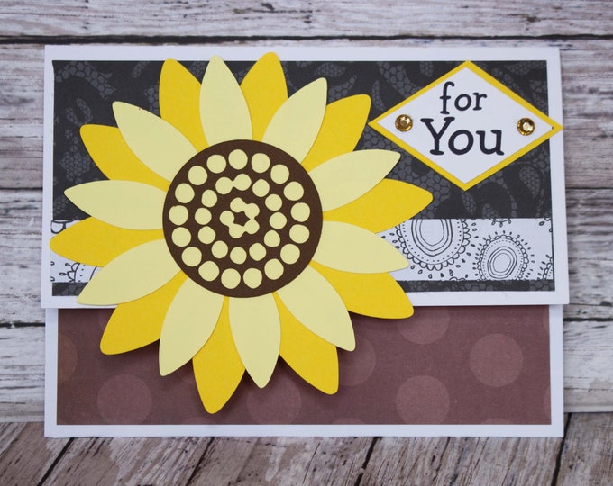 Sunflower Gift Card Holder, Vibrant Floral Money Card, Yellow Flower Card, Handmade Money Card, Feminine Celebration Card, Thank You Gift