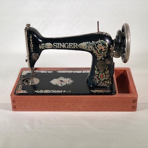 Pfaff 11 - vintage hand crank sewing machine questions : r/sewing