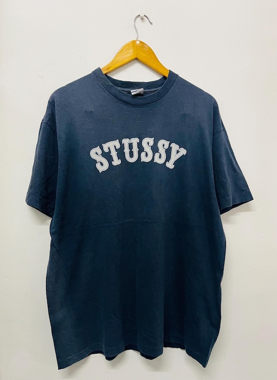 【STUSSY】Rollers T-Shirt Navy - 25SS Vintage 90s Stussy “ International T-shirt / Modern