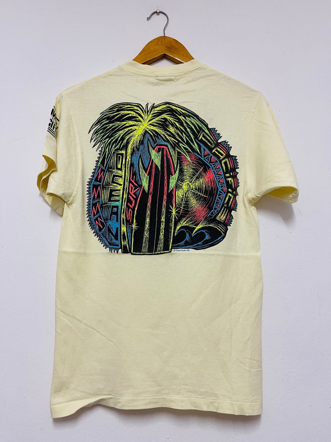 Camiseta vintage Ocean Pacific de los años 90: Hawaii OP 1991 Ropa urbana  moderna Rara Moda callejera Diseñador Skate Surf Talla S 