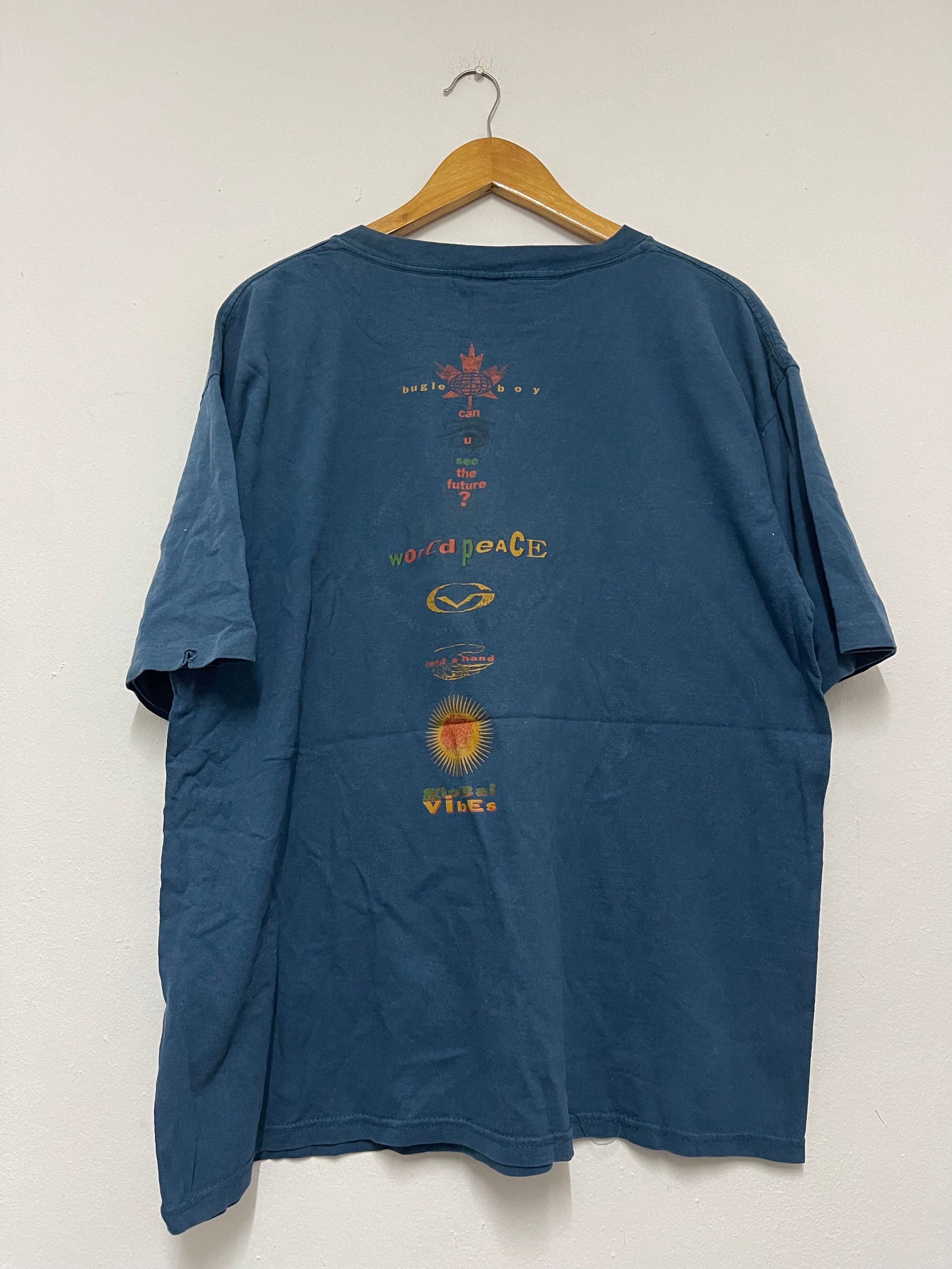 Vintage 90s Bugle Boy : World Peace Global Vibe T-shirt