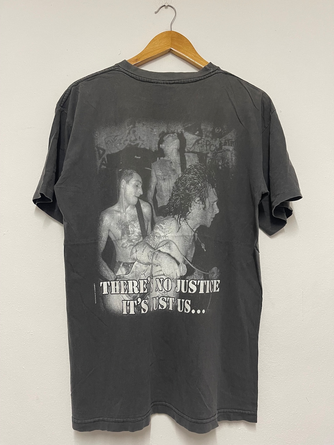 90s AGNOSTIC FRONT Tシャツ XL ヴィンテージ NYHC il_1080xN.6114432587_dugz.jpg