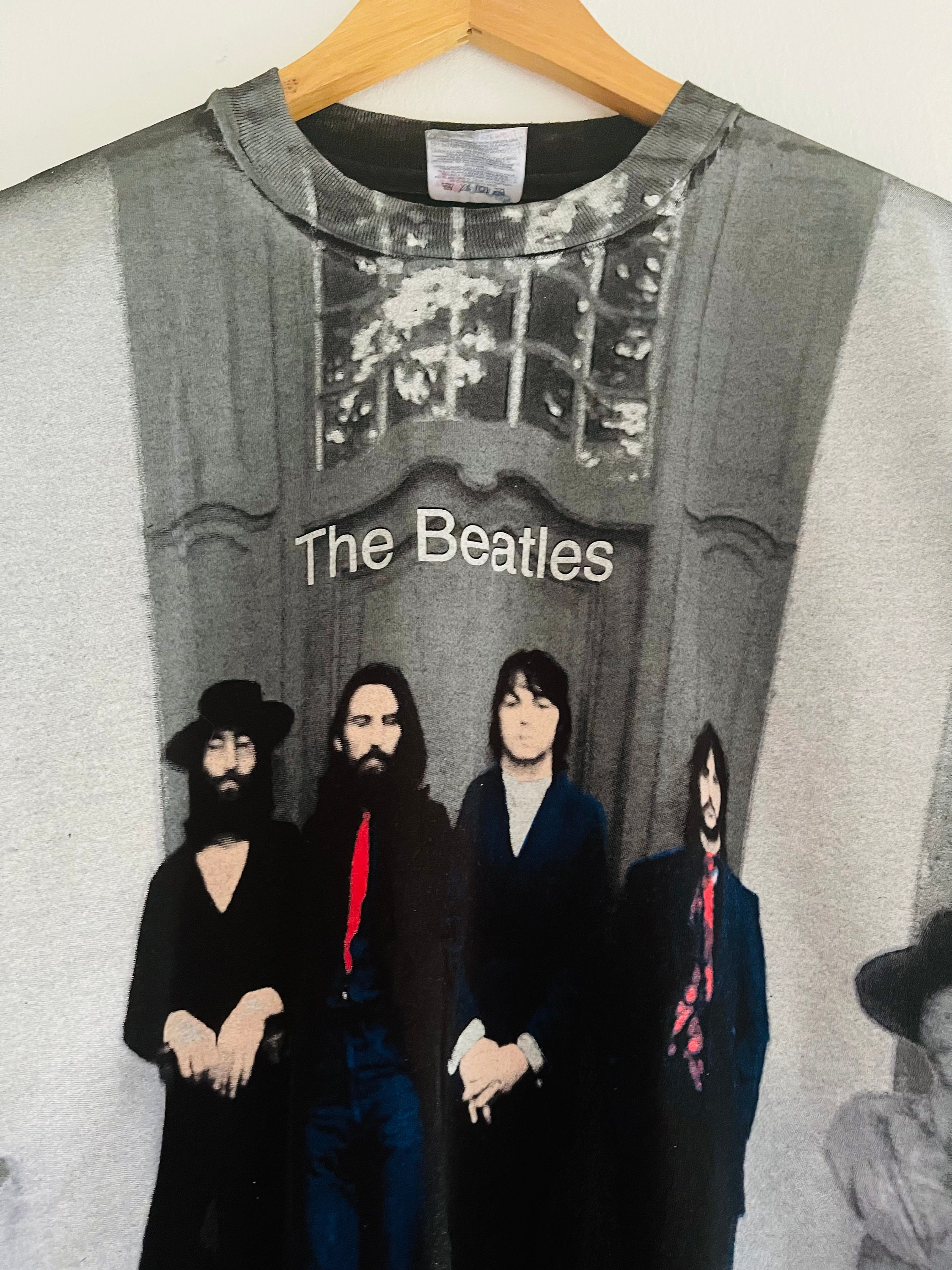 Vintage 90s the Beatles All Over Print T-shirt AOP / Music