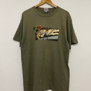 Vintage 90s 5150 Skateboarding Anime Graphic T-Shirt / Skate Surf / Hooks Up / Birdhouse / Streetwear / Green / L