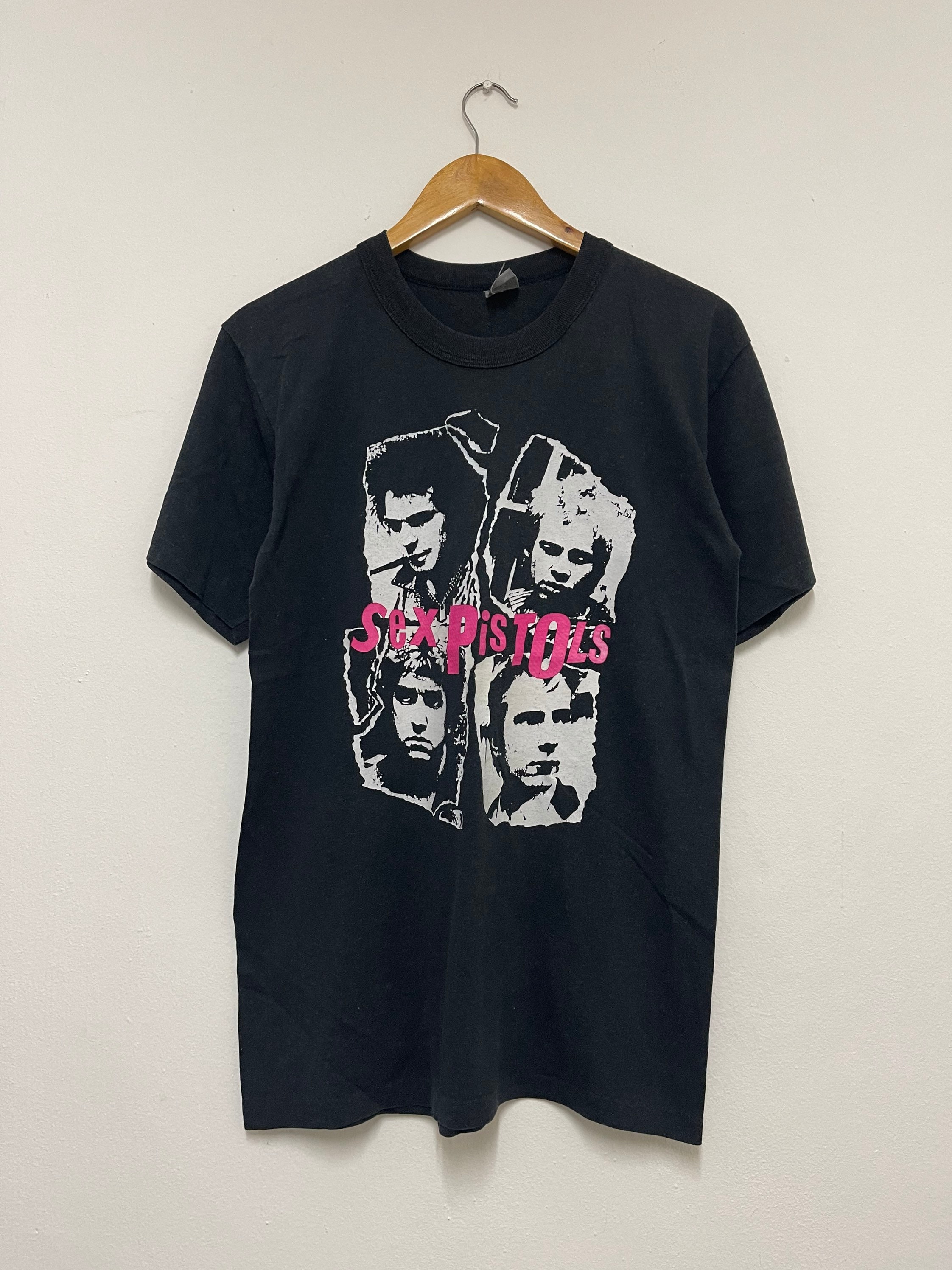 トップス ARNODEFRANCE Puke Punk T-Shirt ARNODEFRANCE(アーノルデフランス)商品ページ - Puke Punk T