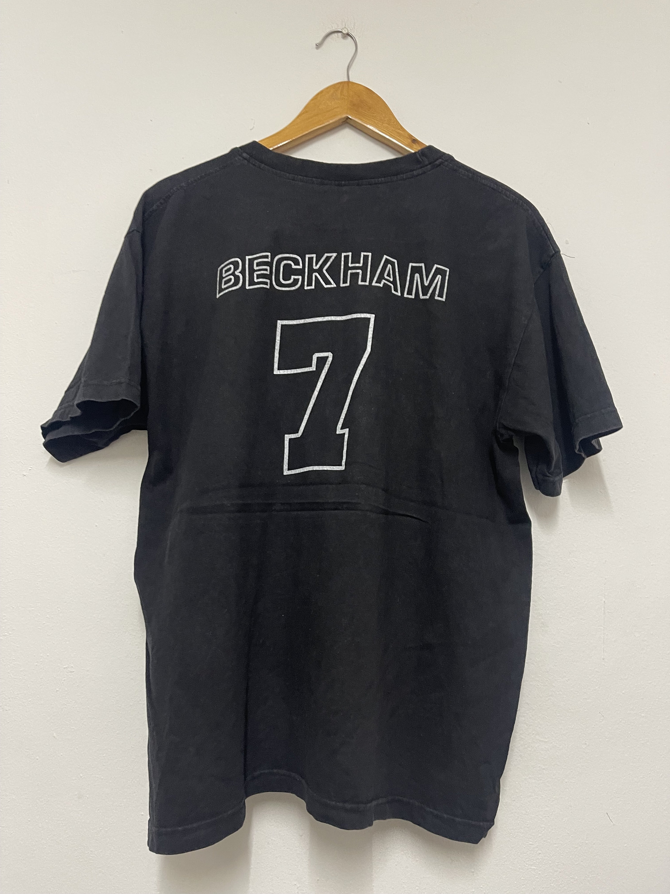 Vintage 90s David Beckham : the Captain England Football Sportman