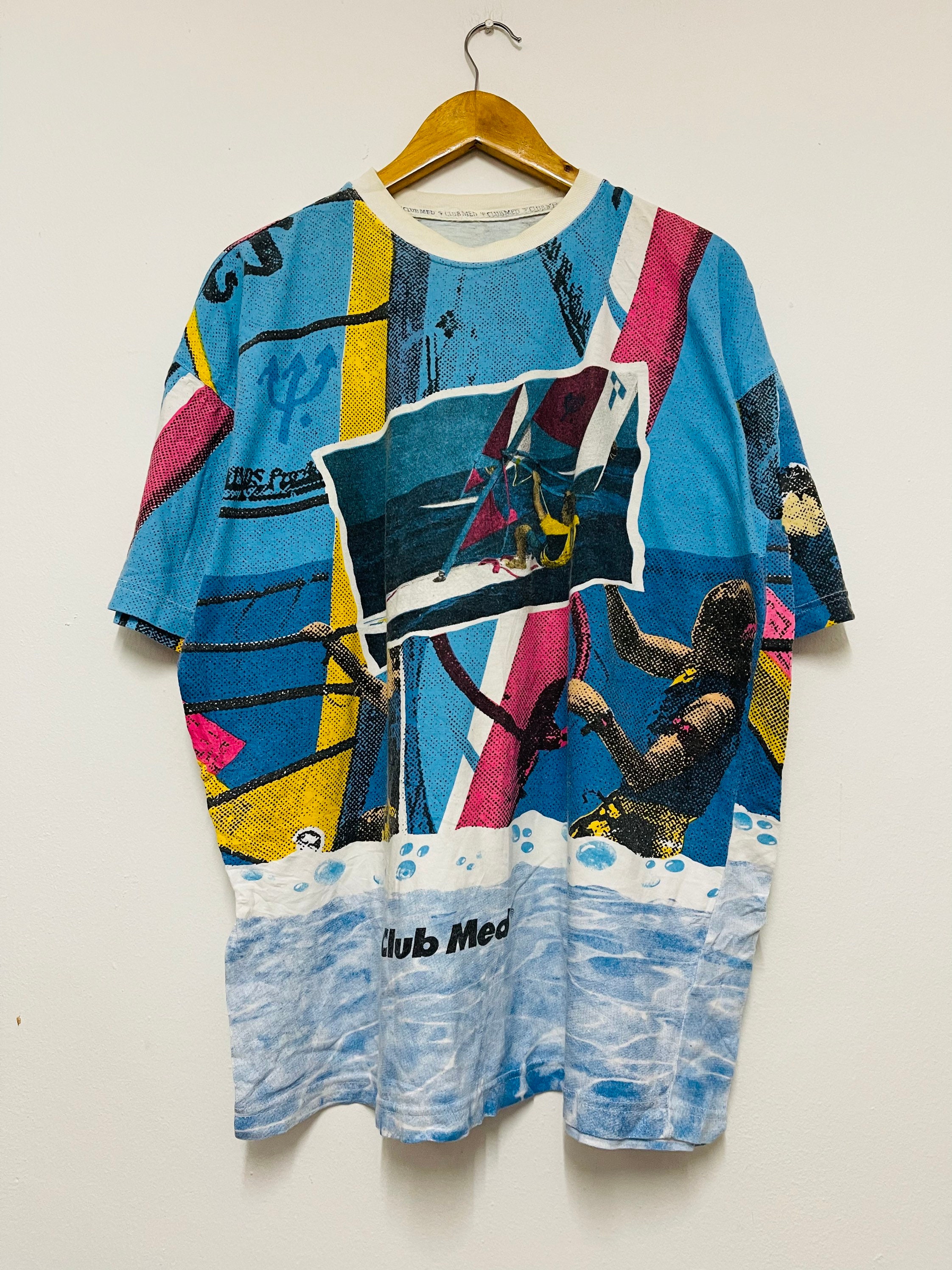 Vintage 90s Club Med OVP T-shirt / All Over Print / Rare Vintage 90s Club Med OVP T-shirt / All Over Print / Rare