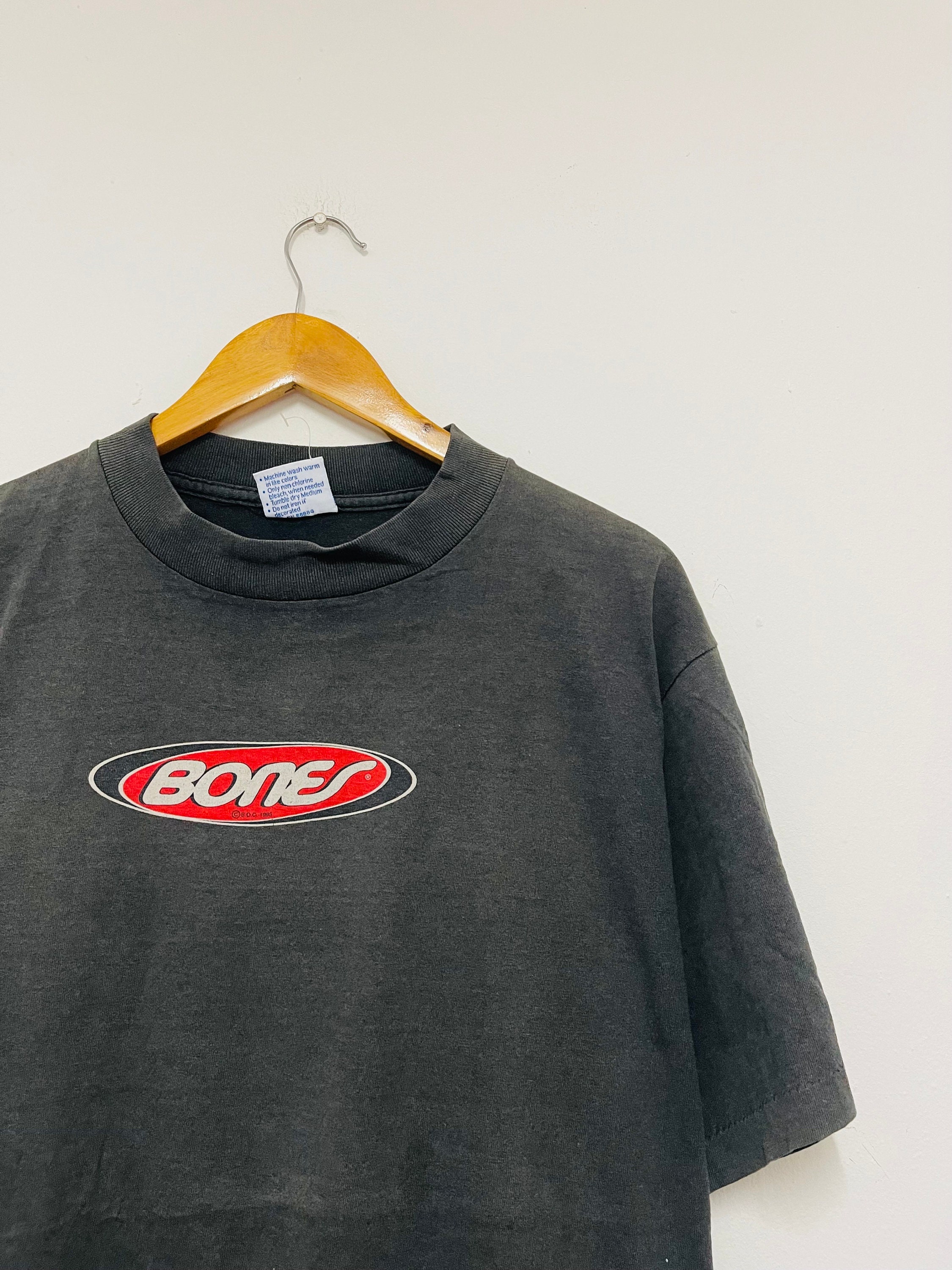 Vintage 90s Bones 1996 : SOC Skateboarding T-shirt / Powell