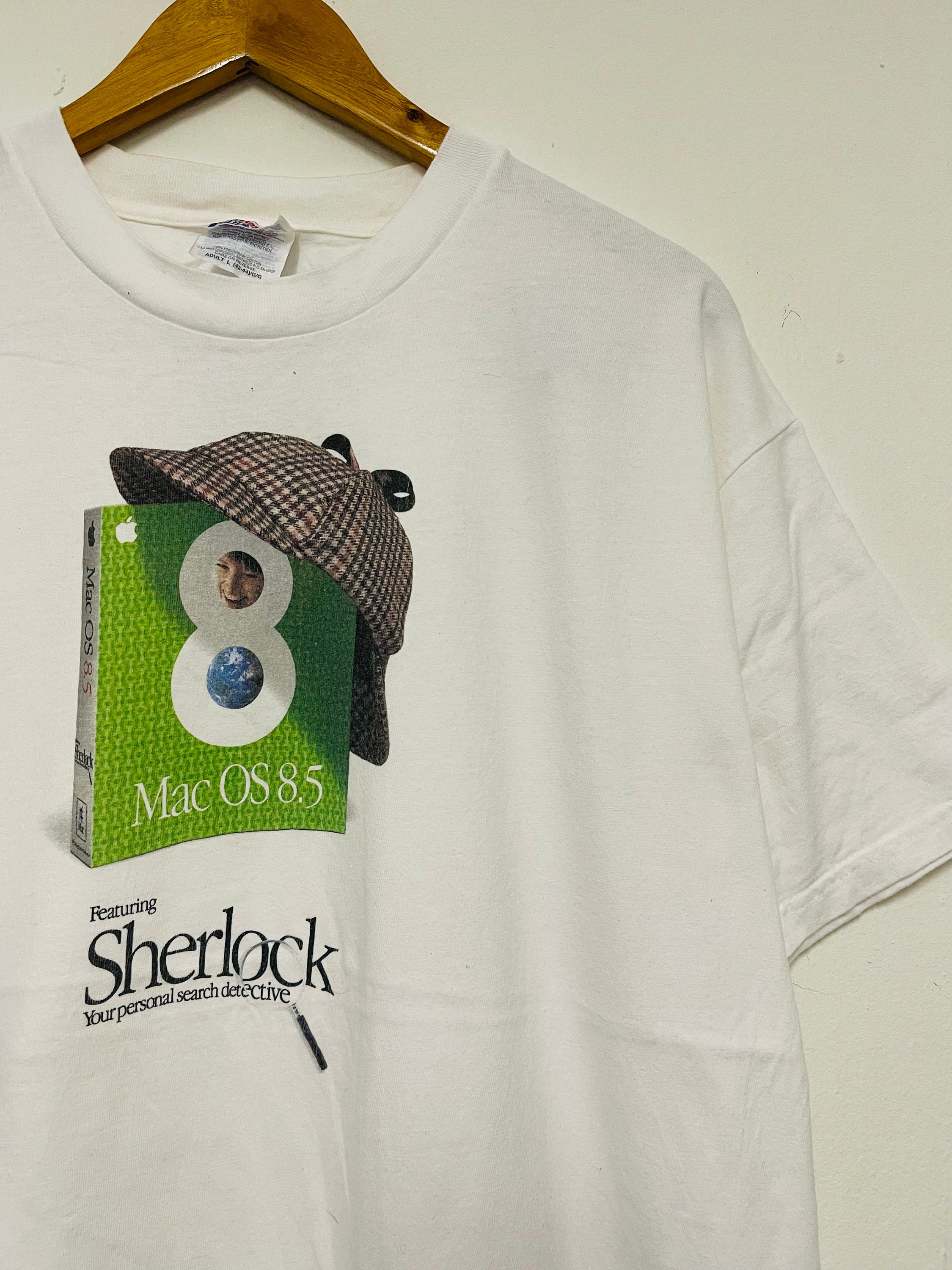 Vintage 90s Apple Technology “ Think Different Mac T-shirt Vintage 90s Apple Technology “ Think Different Mac T-shirt