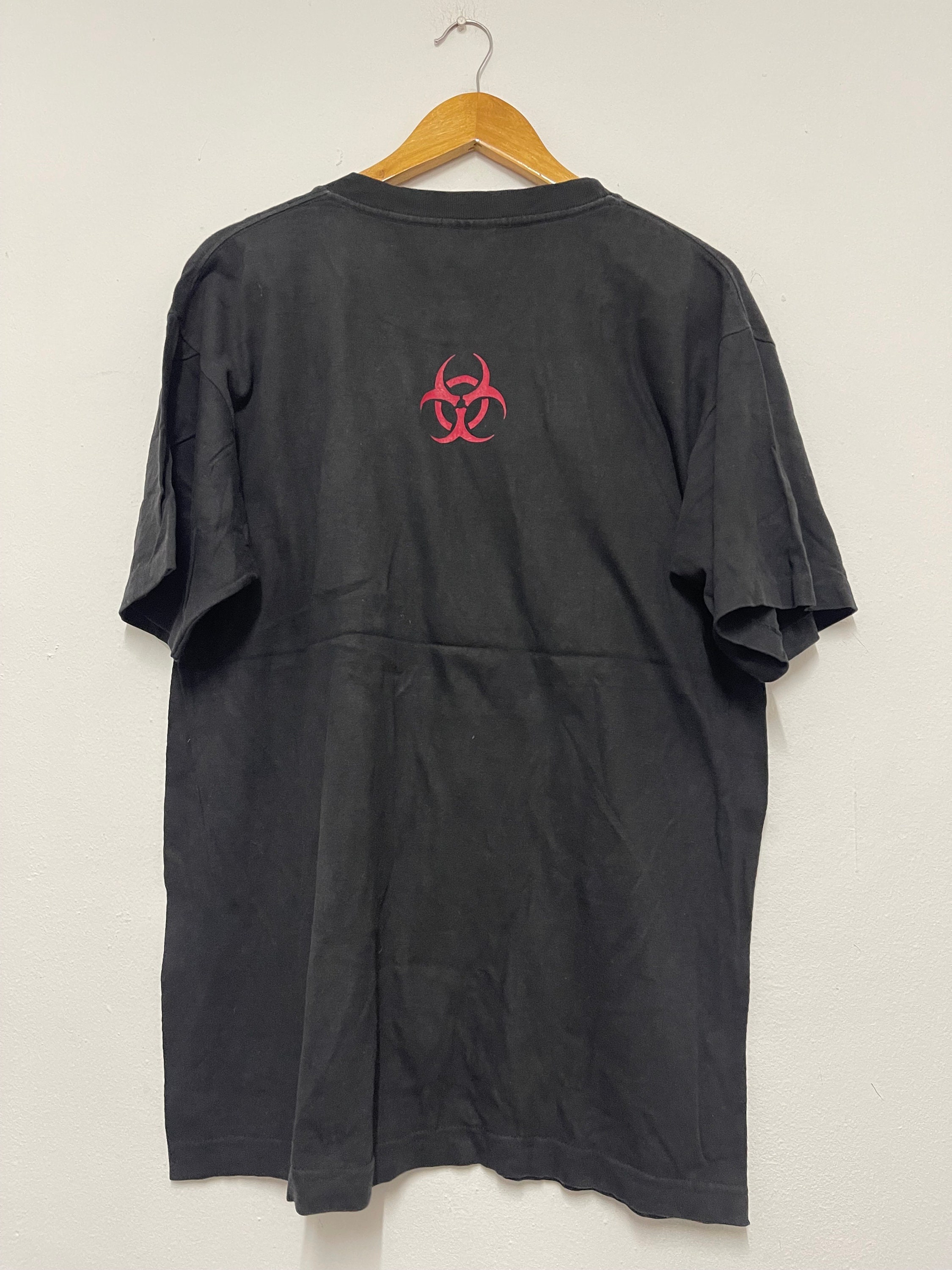 Vintage 90s Hazmat : Snowboarding T-shirt / Modern