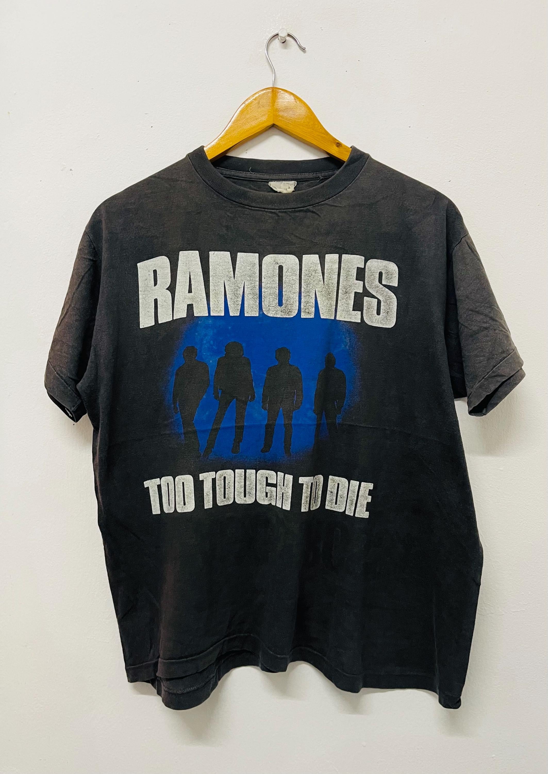 Vintage 80s the Ramones : Too Tough to Die T-shirt / Punk Music