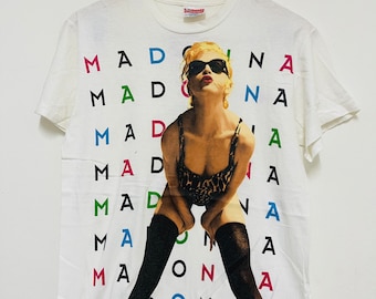 Vintage 90s Madonna : 1992 Girlie Show T-Shirt / 90s Solo Singers / 90s American Pop / 90s Pop Music / 90s Rock T-Shirt / 90s Fashions / M