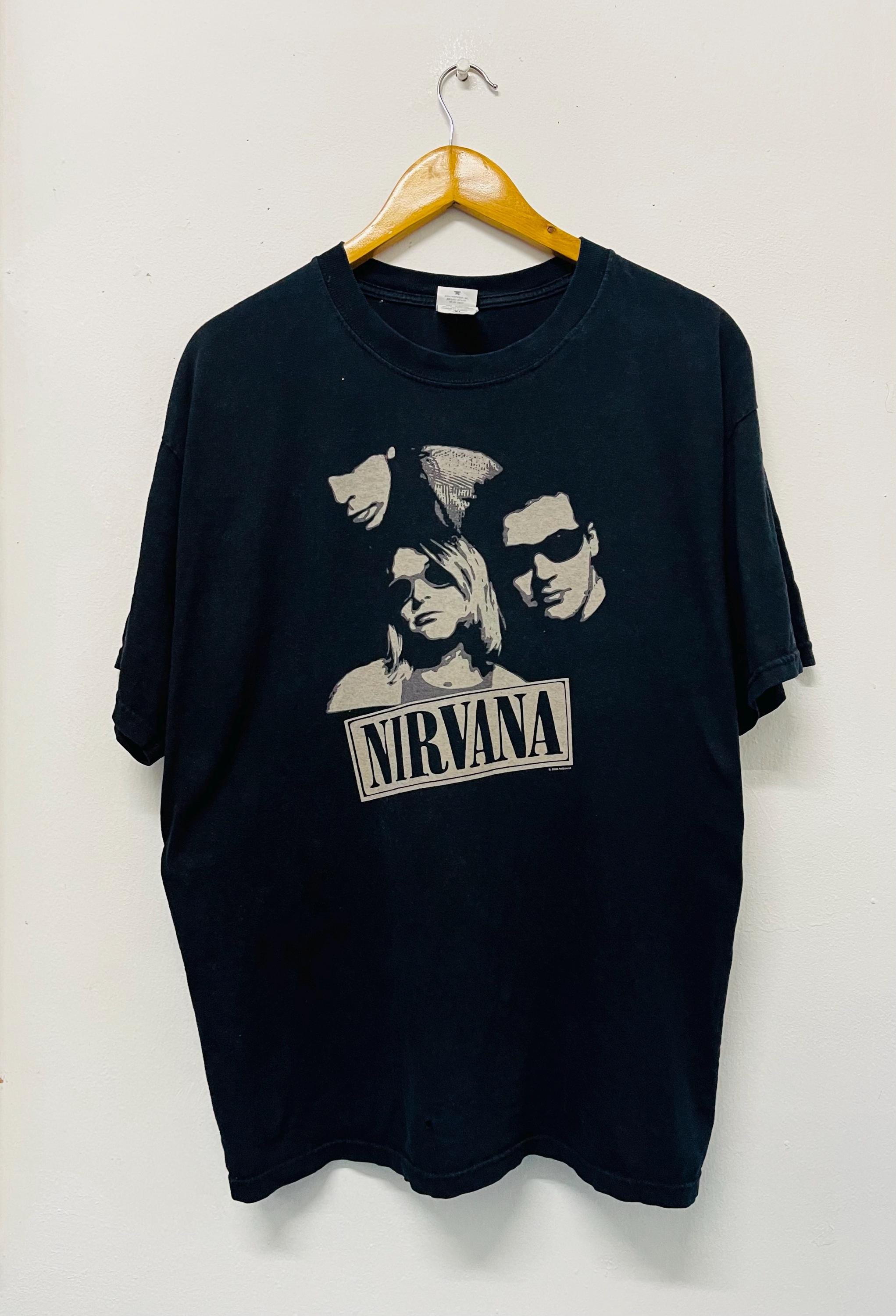 ヴィンテージ Y2K グランジバンド Tシャツ / オルタナティブ ヴィンテージ Y2K グランジバンド Tシャツ / オルタナティブ