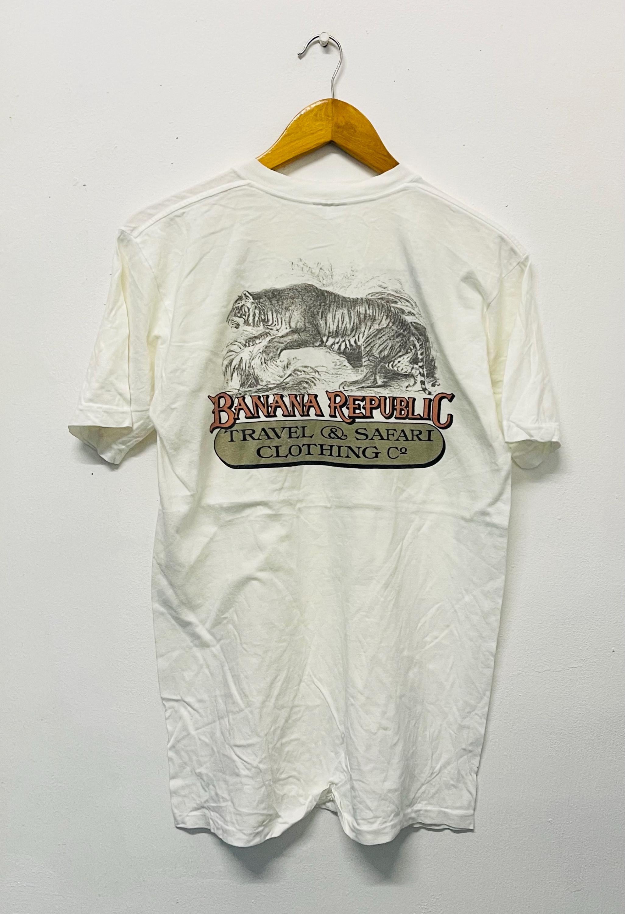 Vintage 90s Banana Republic : Travel and Safari Clothing T-shirt