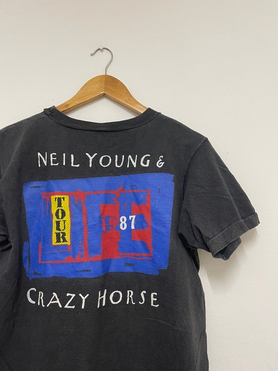 Vintage 80s Neil Young & Crazy Horse “ Life 1987 … - image 3