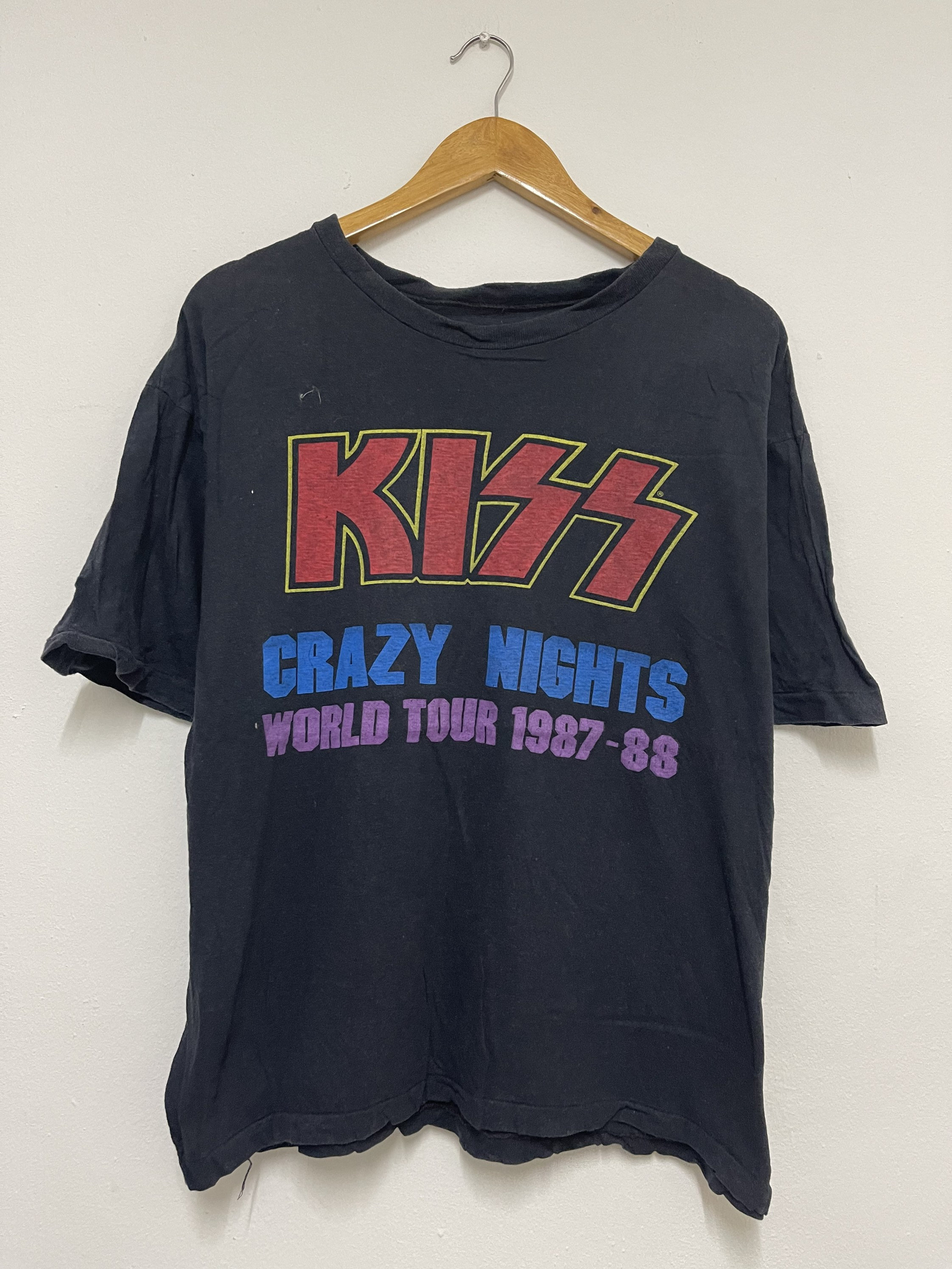 Vintage 80s Kiss Band “ Crazy Night 1988 Rock T-shirt Vintage 80s Kiss Band “ Crazy Night 1988 Rock T-shirt