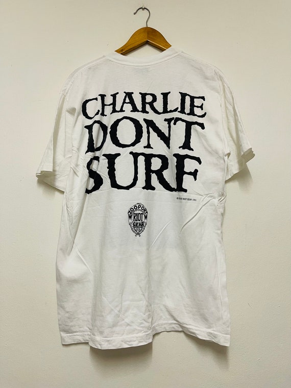 Vintage 90s Charlie Dont Surf : Zooport Riot 1991 T-shirt