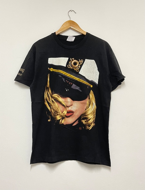トップス 90s madonna band tee Vintage 90s Madonna “ Girlie Show 1992 Pop Female Singer T-shirt