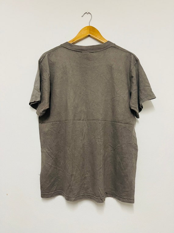 Vintage Y2K Stussy “nation T-shirt / Streetwear / New York