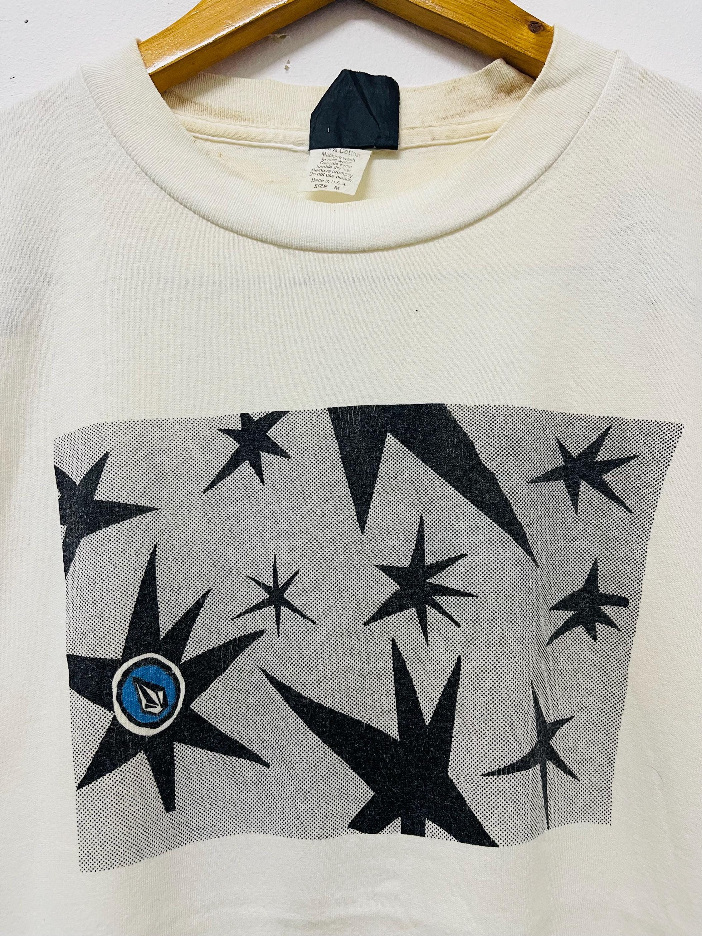 Vintage 90s Volcom Skateboarding “ Artist Series Graphic Rare T 