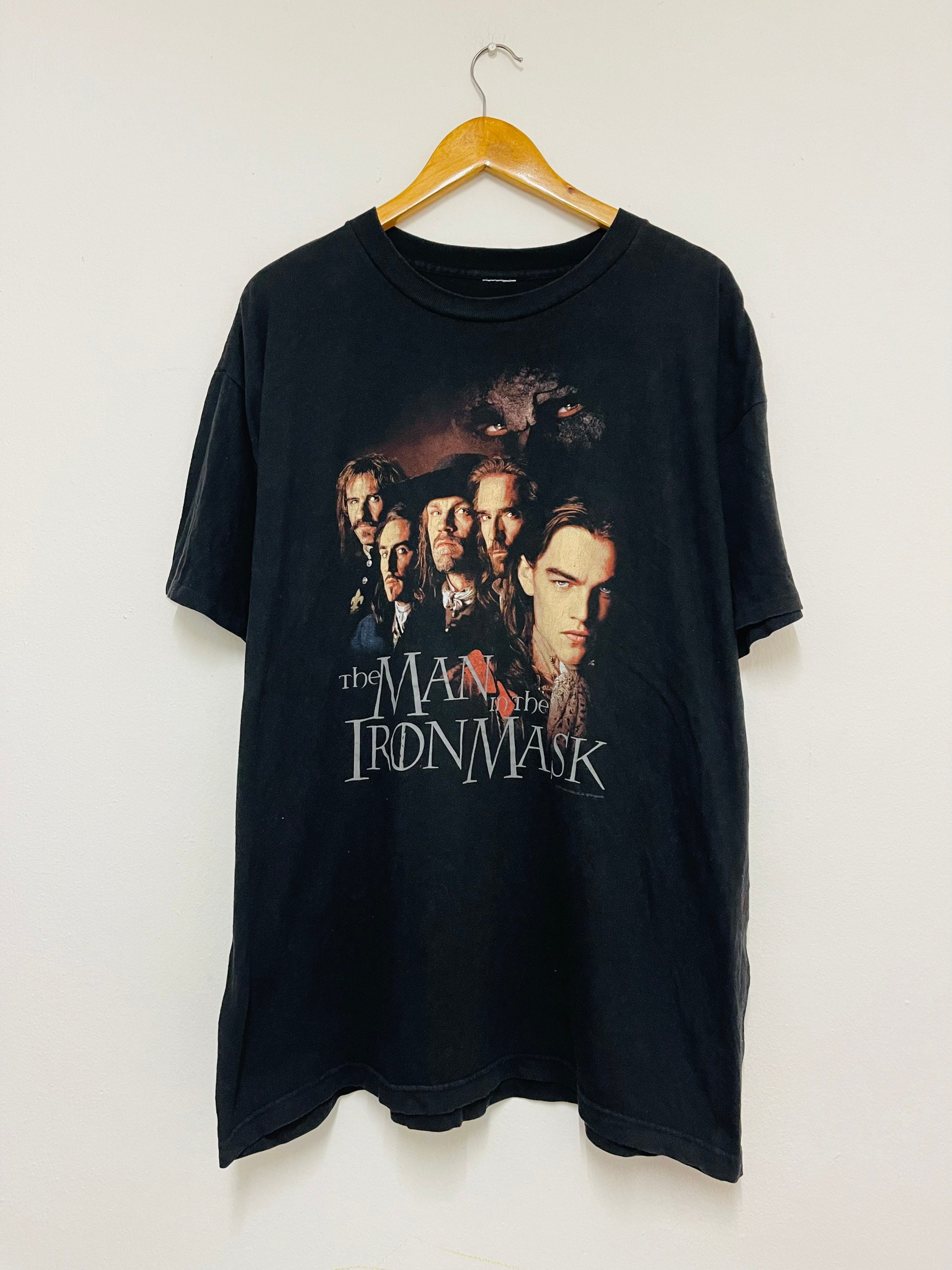 Vintage 90s the Man in the Iron Mask 1998 Action Film T-shirt