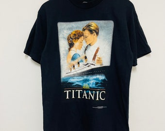 Vintage 90’s Titanic by James Cameroon Romantic Film T-Shirt / Movie / Streetwear / Black / M