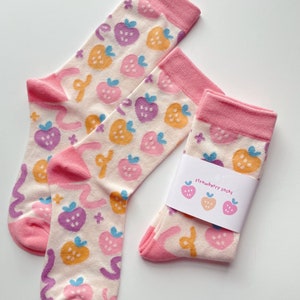Cute Strawberry Socks, Women Socks, Fruit Socks, Cotton socks, Kawaii Socks, Pink Aesthetic, Gifts for teens, Gifts for her