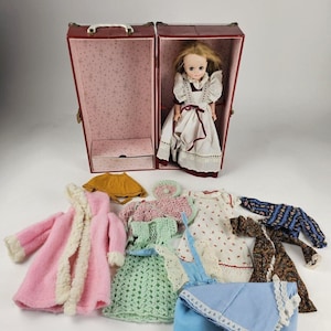 Effanbee 1966 Doll Head Red Carrying Trunk Box with Multi Clothing Outfits 60&#39;s