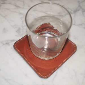 Sous verres à apéritif en cuir image 3