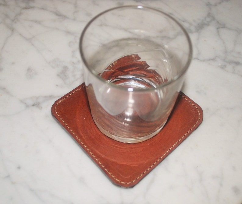 Sous verres à apéritif en cuir image 3