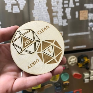Laser Engraved Wooden d20 Clean / Dirty Reversible Dishwasher Magnet