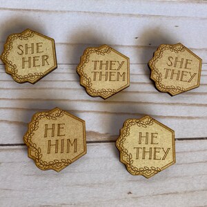 Laser Engraved Leafy Vine Pronoun Pins