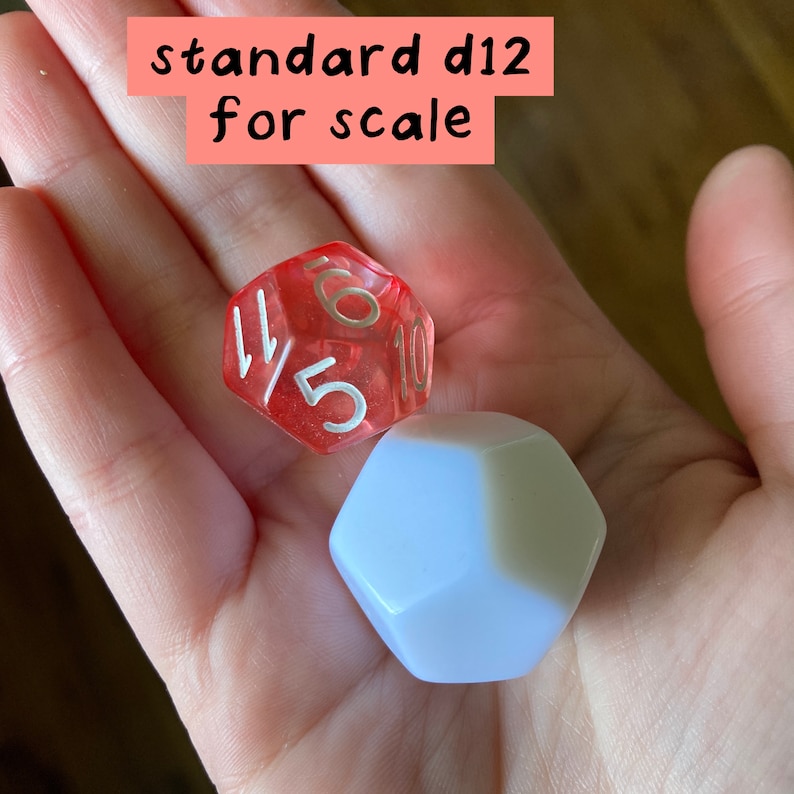 Dados d12 personalizados grabados con láser imagen 11