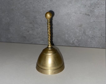 White terracotta bell with handle cm 6