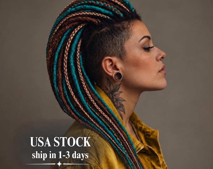 30 DE Synthetic Dreads Set, Auburn and Dark Emerald Green Crochet Dreadlock
