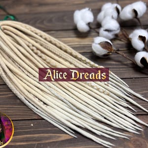 Blond Ombre Wolle Dreads: Geflochtene Haarverlängerungen mit Akzenten