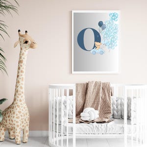 Arte de pared para guardería con la letra O / Monograma imprimible para bebé niño / Impresión inicial de osito de peluche y globo
