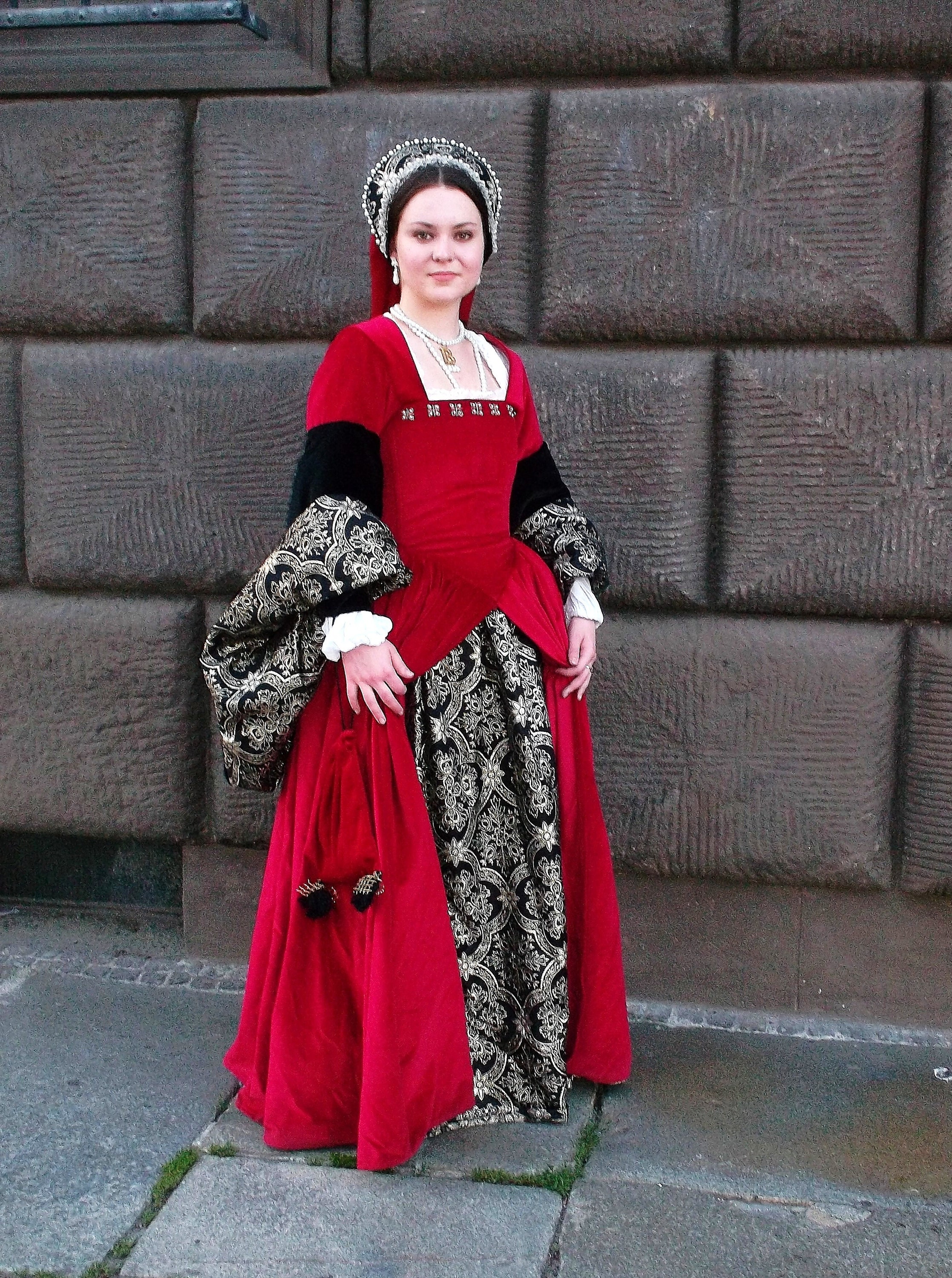 Renaissance Woman Dress Tudor Dress Historical Costume pic