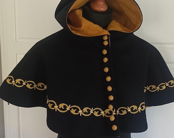 Medieval costume, woolen cape, elf costum, Cosplay,  medieval hood, embroidered hood
