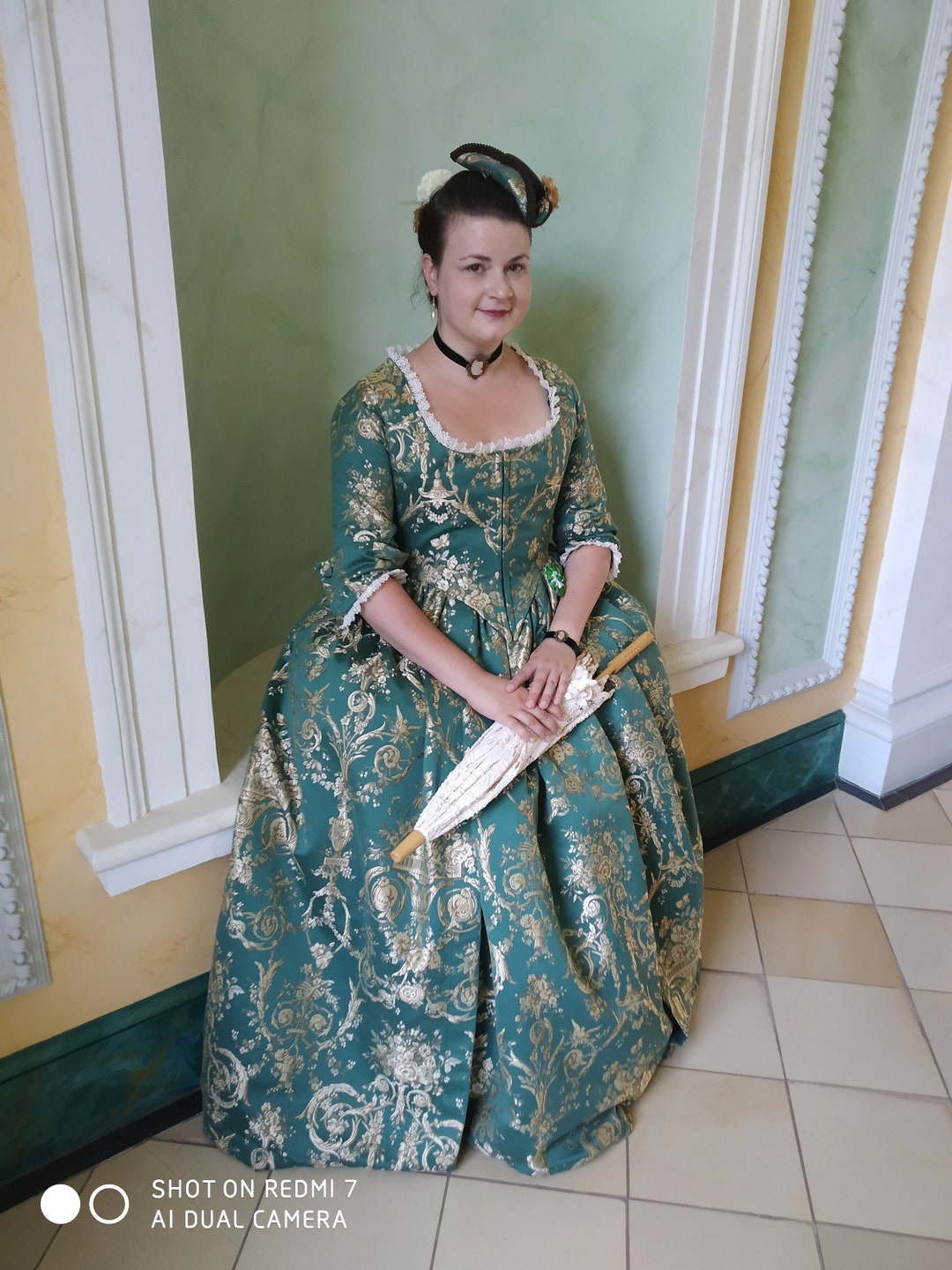 ロココ調の女性ドレス、バロック調のドレス、歴史的な衣装、歴史 ロココ調の女性ドレス、バロック調のドレス、歴史的な衣装、歴史