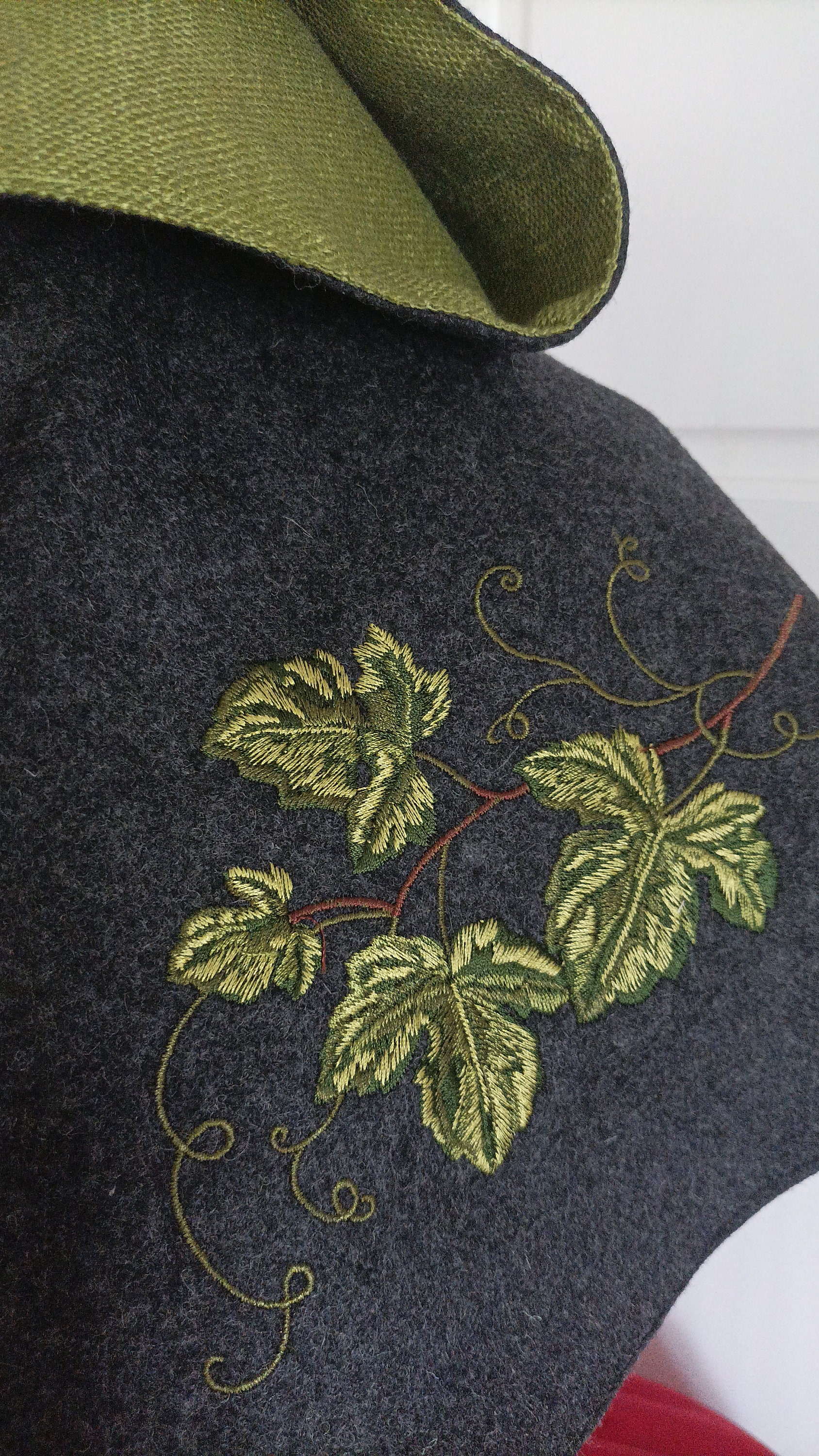 Rustique | Girl’s Winter Wool Cape with Embroidery