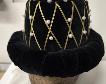 woman's renaissance hat, historical hat, Velvet hat, renaissance hat, Head circumference 57 centimetr