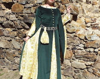 Medieval woman dress, medieval dress, historical costume, historical woman dress, medieval historical costume, brocade dress, medieval hat