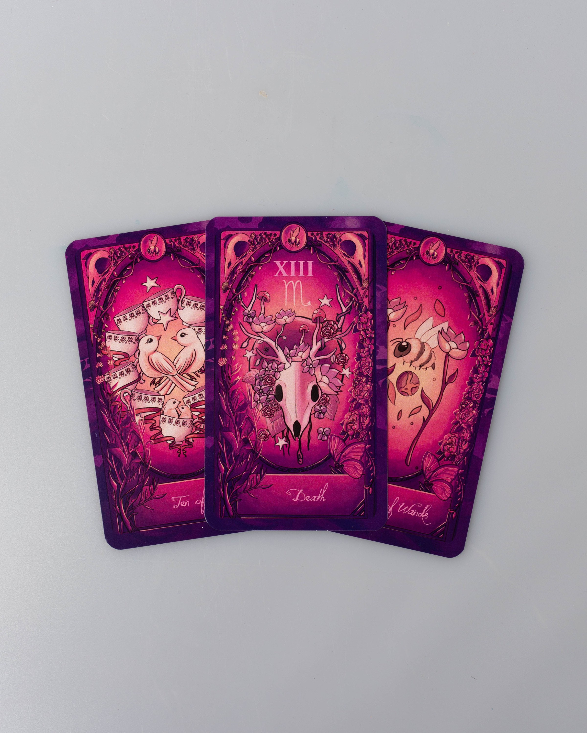 The Fae and the Ferns Tarot Deck: 78 Card Divination With Golden