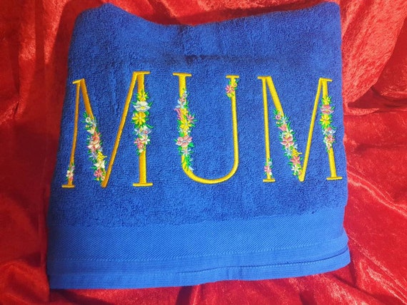 Embroidered Mum bath towel, Gifts for her , Embroidered Towel,