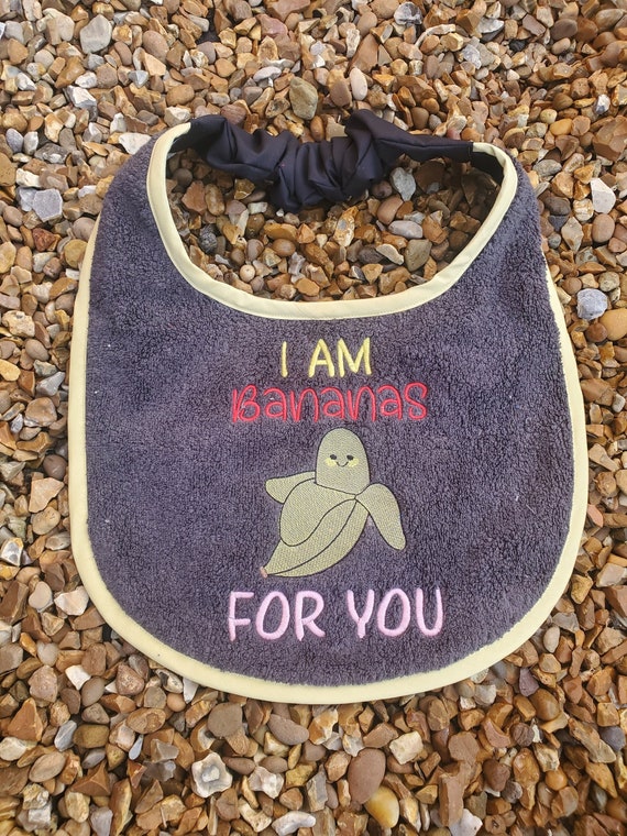 Large Breed Dog Terry Towel Bib: Newfoundland, St Bernard