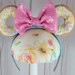 Minnie Mouse Donut Ears Headband with pink sequin bow